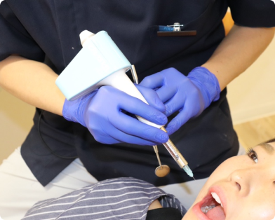 さいわいデンタルクリニック 痛みのメカニズムを考えて行う麻酔